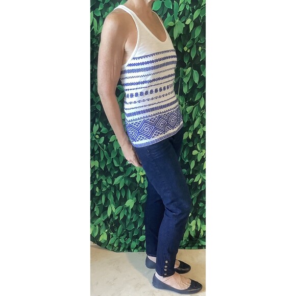 🌊 Sam Edelman White & Blue Sleeveless Top – Tulum Embroidered, Size Small - Picture 4 of 8